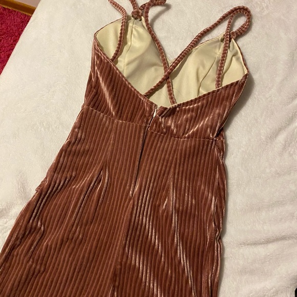 Pink Velvet Dress - Picture 3 of 6